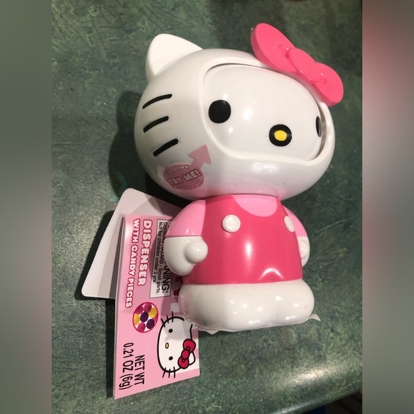 Hello Kitty adorable candy dispenser with candy pieces new - Picture 1 of 11